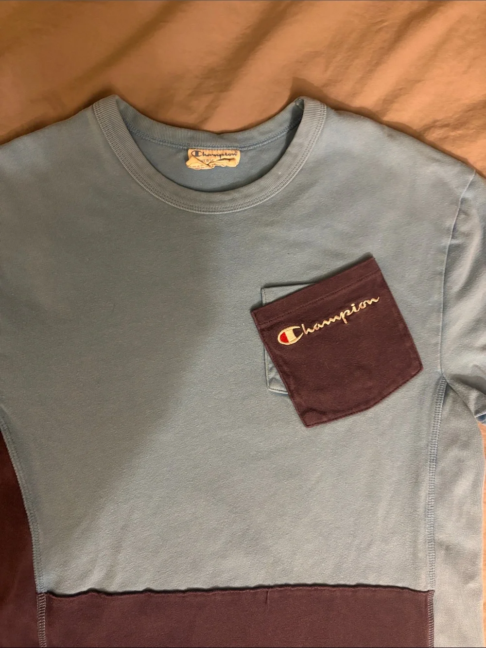 Champion vintage Light Blue & Navy Colorblock Pocket Tee - Picture 3 of 5